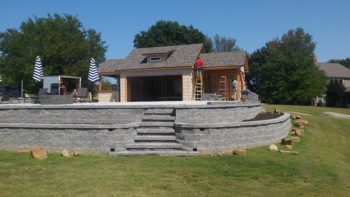 Best Retaining Walls for Tulsa, OK (Expert Guide)